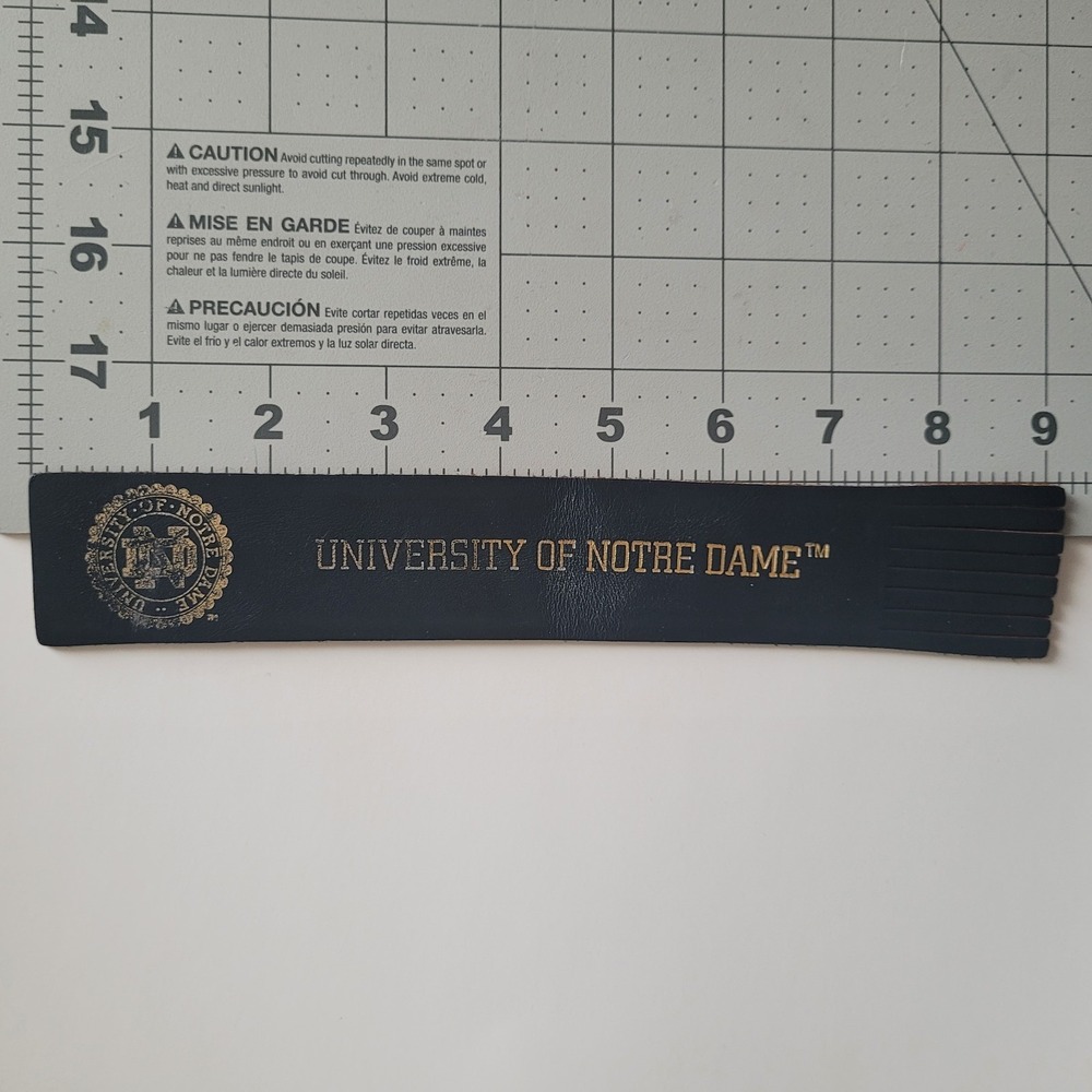 Vintage University Notre Dame‎ Bookmark Leather Fringe Black Gold Embossed - Picture 8 of 16